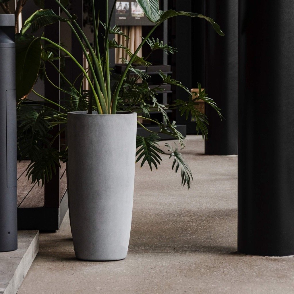 Cosapots Lofto Tall Round Planter